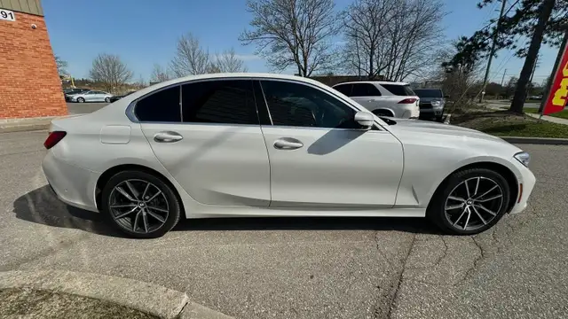 2020 BMW 3-Series 330I XDRIVE SPORT PACKAGE-NO ACCIDENTS - NAVIG - Photo 4