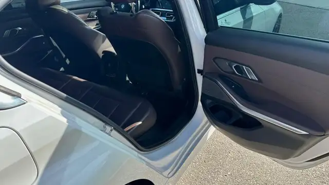 2020 BMW 3-Series 330I XDRIVE SPORT PACKAGE-NO ACCIDENTS - NAVIG - Photo 31