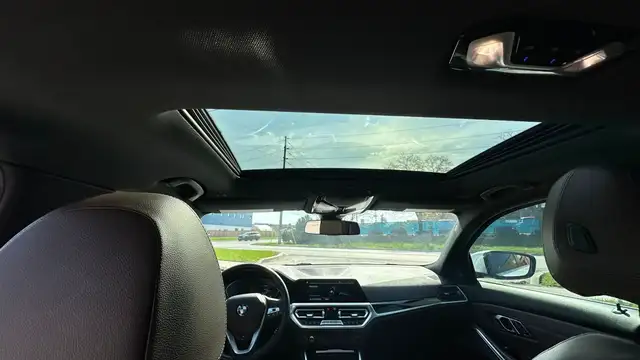 2020 BMW 3-Series 330I XDRIVE SPORT PACKAGE-NO ACCIDENTS - NAVIG - Photo 32