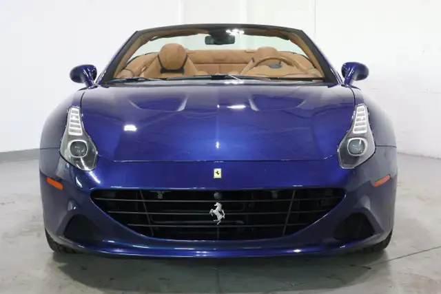 2015 Ferrari California T - Photo 8