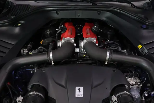 2015 Ferrari California T - Photo 13