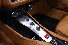 2015 Ferrari California T - Photo 22