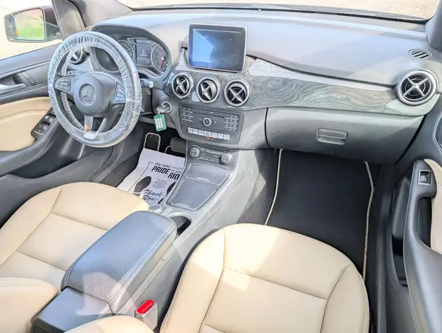 2015 Mercedes-Benz B-Class 4dr HB B 250 | Sun-roof! | Heated sea - Photo 11