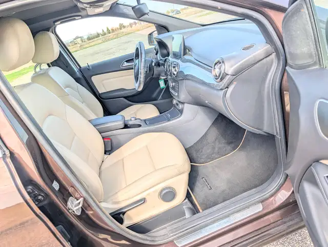2015 Mercedes-Benz B-Class 4dr HB B 250 | Sun-roof! | Heated sea - Photo 12