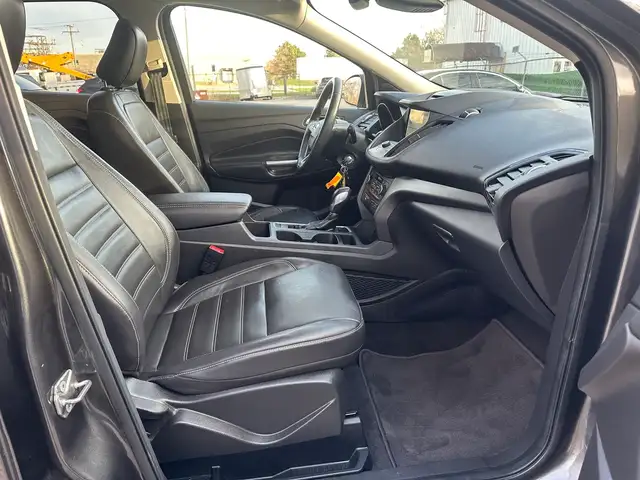 2018 Ford Escape SEL | AWD | HEATED SEATS | LEATHER | - Photo 19