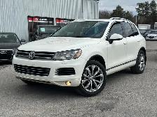 2011 Volkswagen Touareg Highline | AWD | LEATHER | PANO-ROOF | N