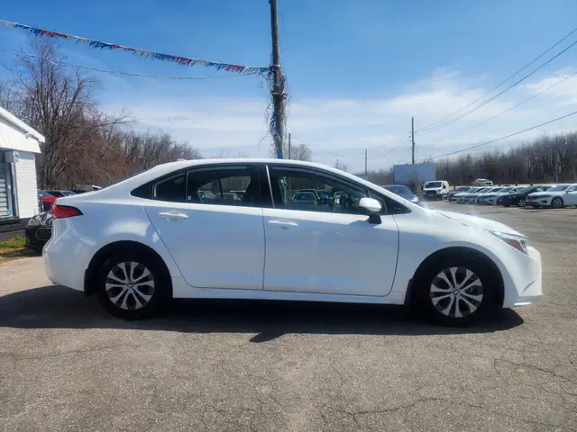 2023 TOYOTA COROLLA HYBRID LE - Photo 9