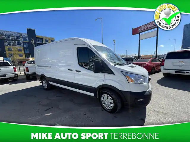 Ford Transit fourgon utilitaire T-250 PA toit moyen 130 po PNBV - Photo 4