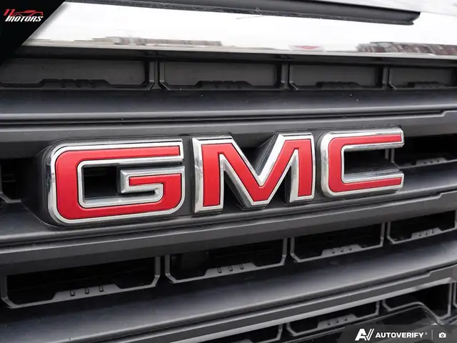 2022 GMC Sierra 1500 Limited 4WD Double Cab 147' Pro | NO ACCIDE - Photo 10