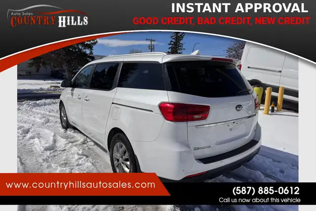 2020 Kia Sedona LX - Photo 8