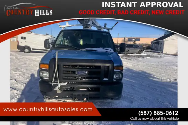 2011 Ford E350 Super Duty COMMERCIAL LIFT VAN - Photo 5