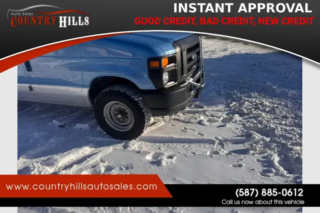 2011 Ford E350 Super Duty COMMERCIAL LIFT VAN - Photo 13