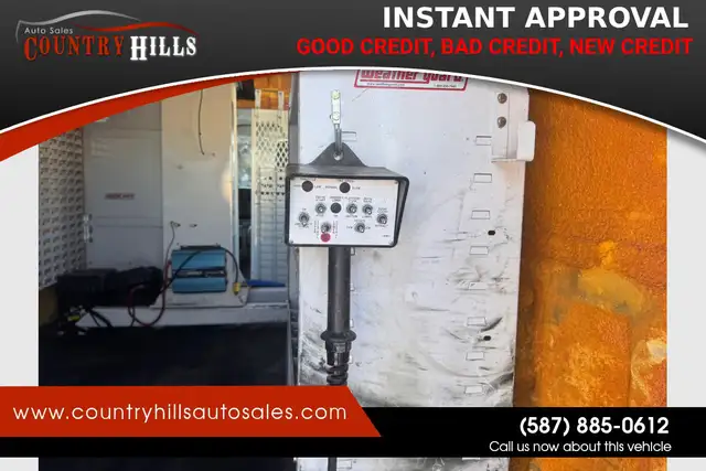 2011 Ford E350 Super Duty COMMERCIAL LIFT VAN - Photo 25