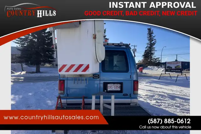 2011 Ford E350 Super Duty COMMERCIAL LIFT VAN - Photo 30