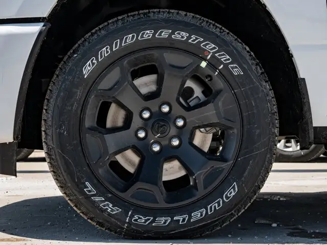 2026 Ram 1500 Express - Photo 14