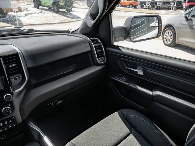 2026 Ram 1500 Express - Photo 30