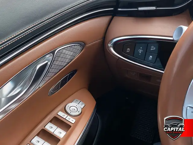 2022 Genesis GV70 2.5T Advanced AWD - Photo 7