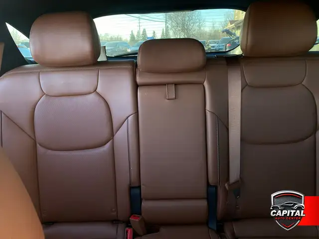 2022 Genesis GV70 2.5T Advanced AWD - Photo 16