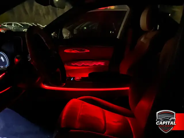 2022 Genesis GV70 2.5T Advanced AWD - Photo 17