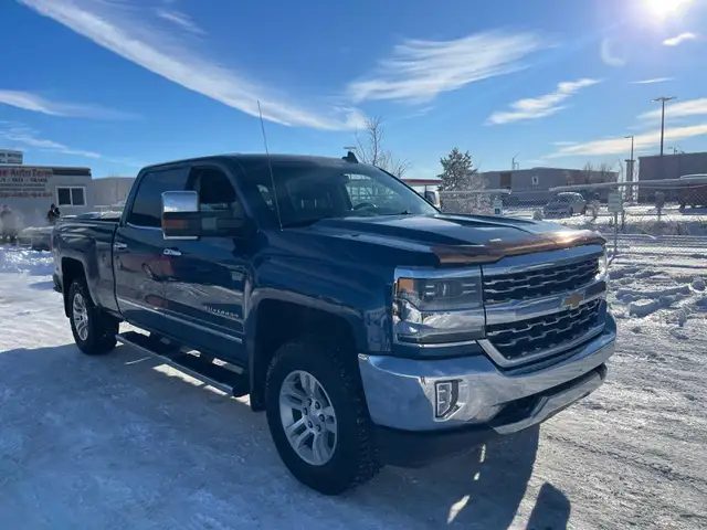 2018 Chevrolet Silverado 1500 LTZ 4X4 V8 : Well Serviced - Photo 3