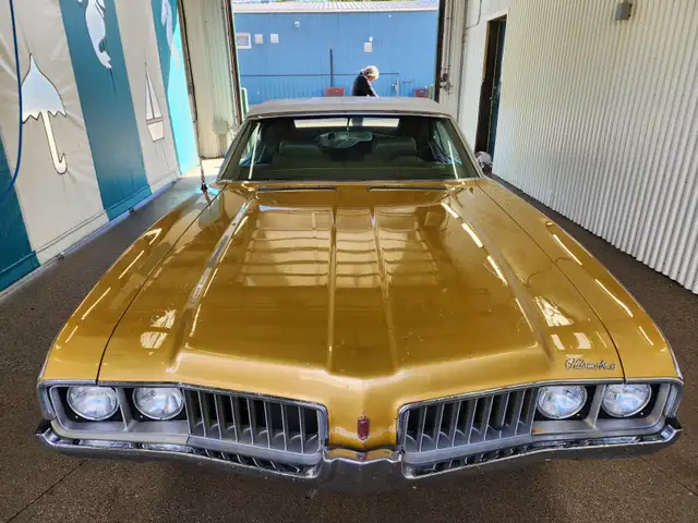 1969 Oldsmobile Cutlass convertible