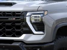 2026 Chevrolet Silverado 2500HD ZR2 - Photo 10