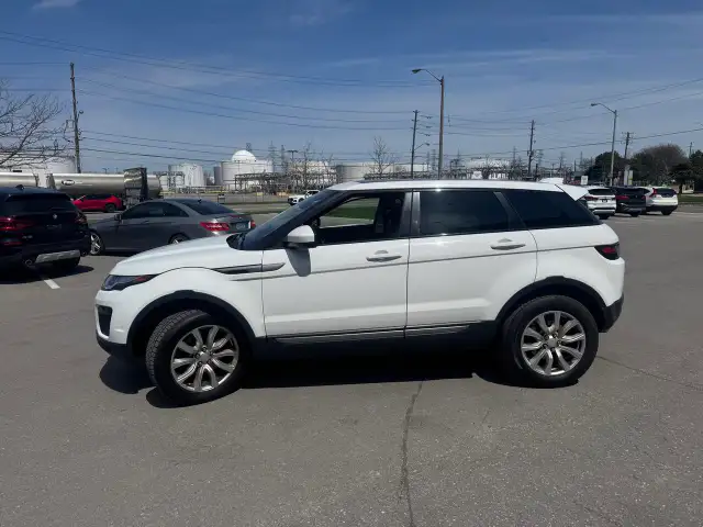 2018 Land Rover Range Rover Evoque SE AWD LEATHER PAN/ROOF NAV B - Photo 4
