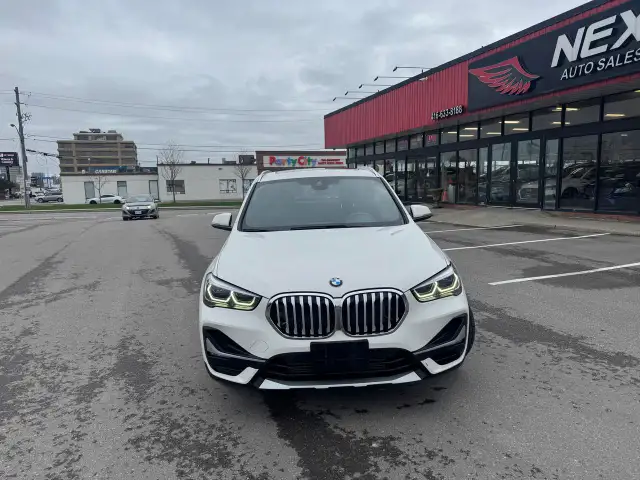 2020 BMW X1 XDRIVE LEATHER PAN/ROOF NAV B/SPOT L/ASSIST CAMERA - Photo 2