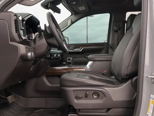 2024 GMC Sierra 1500 Elevation Premium 5.3L X31 - Photo 18