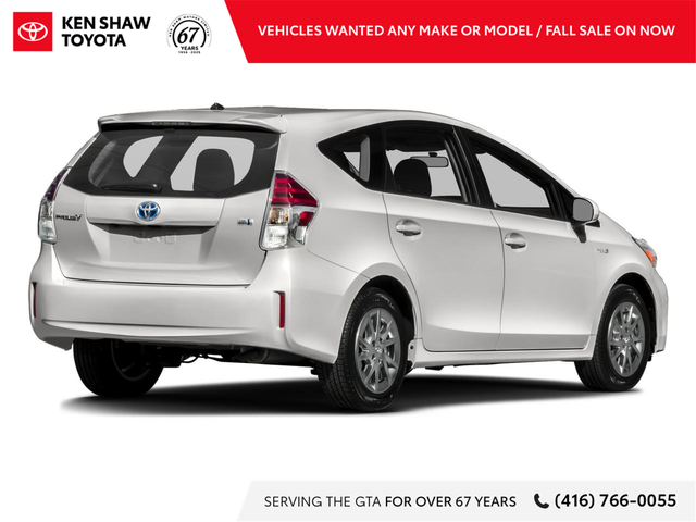 2017 Toyota Prius v - Photo 2