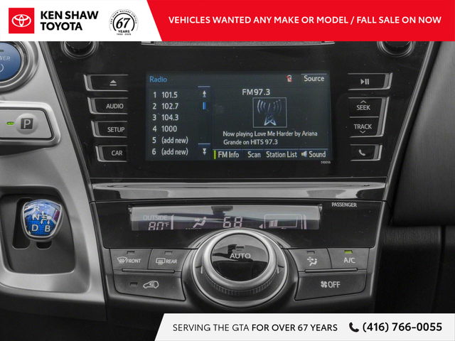 2017 Toyota Prius v - Photo 7