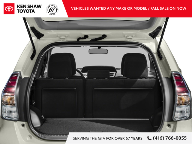 2017 Toyota Prius v - Photo 8