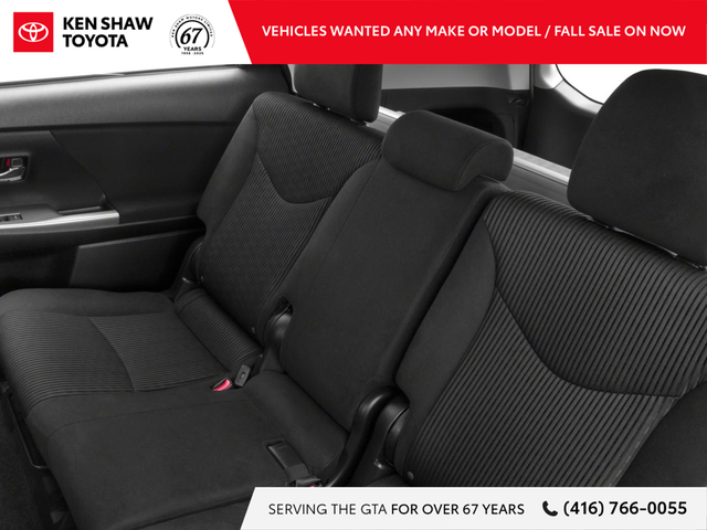 2017 Toyota Prius v - Photo 10