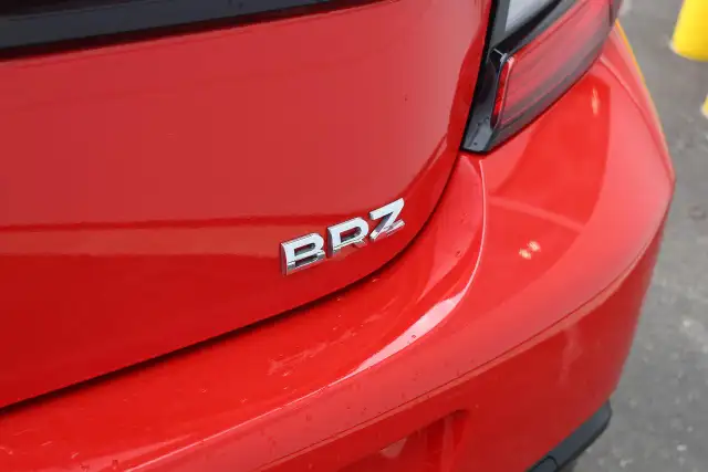2023 Subaru BRZ Premium - ONE OWNER|6SPD MT|CAMERA|PUSH START - Photo 6