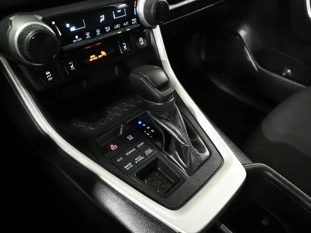 2024 Toyota RAV4 LE No Accident Radar Cruise Lane Assist Blind S - Photo 19