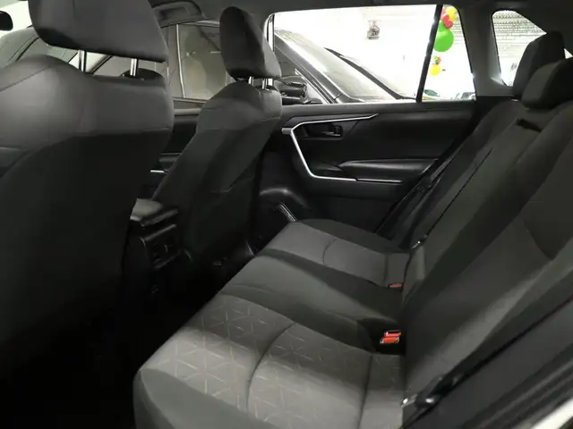 2024 Toyota RAV4 LE No Accident Radar Cruise Lane Assist Blind S - Photo 21