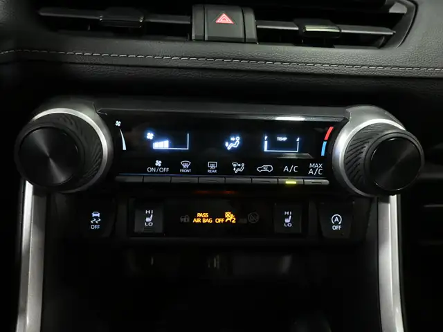 2024 Toyota RAV4 LE No Accident Radar Cruise Lane Assist Blind S - Photo 19