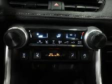 2024 Toyota RAV4 LE No Accident Radar Cruise Lane Assist Blind S - Photo 19