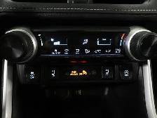2024 Toyota RAV4 LE No Accident Radar Cruise Lane Assist Blind S - Photo 19