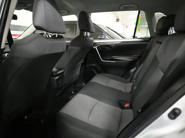 2024 Toyota RAV4 LE No Accident Radar Cruise Lane Assist Blind S - Photo 22