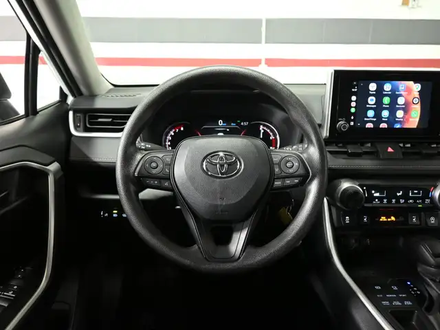 2024 Toyota RAV4 LE No Accident Radar Cruise Lane Assist Blind S - Photo 12