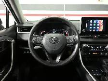 2024 Toyota RAV4 LE No Accident Radar Cruise Lane Assist Blind S - Photo 12