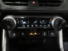 2024 Toyota RAV4 LE No Accident Radar Cruise Lane Assist Blind S - Photo 19