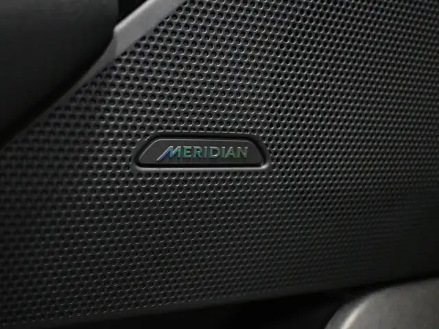 2023 Land Rover Range Rover Velar P250 No Accident Meridian Navi - Photo 12