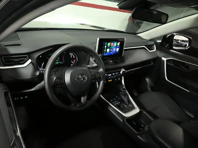 2024 Toyota RAV4 LE No Accident Radar Cruise Lane Assist Blind S - Photo 10