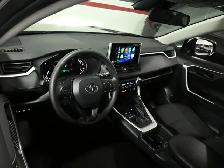 2024 Toyota RAV4 LE No Accident Radar Cruise Lane Assist Blind S - Photo 10