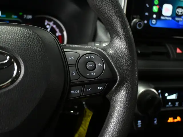 2024 Toyota RAV4 LE No Accident Radar Cruise Lane Assist Blind S - Photo 16