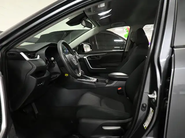 2024 Toyota RAV4 LE No Accident Radar Cruise Lane Assist Blind S - Photo 21