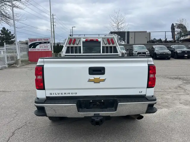 2015 Chevrolet SILVERADO 2500HD 4WD Crew Cab LT Z71 Short Box 6. - Photo 6