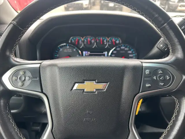 2015 Chevrolet SILVERADO 2500HD 4WD Crew Cab LT Z71 Short Box 6. - Photo 12